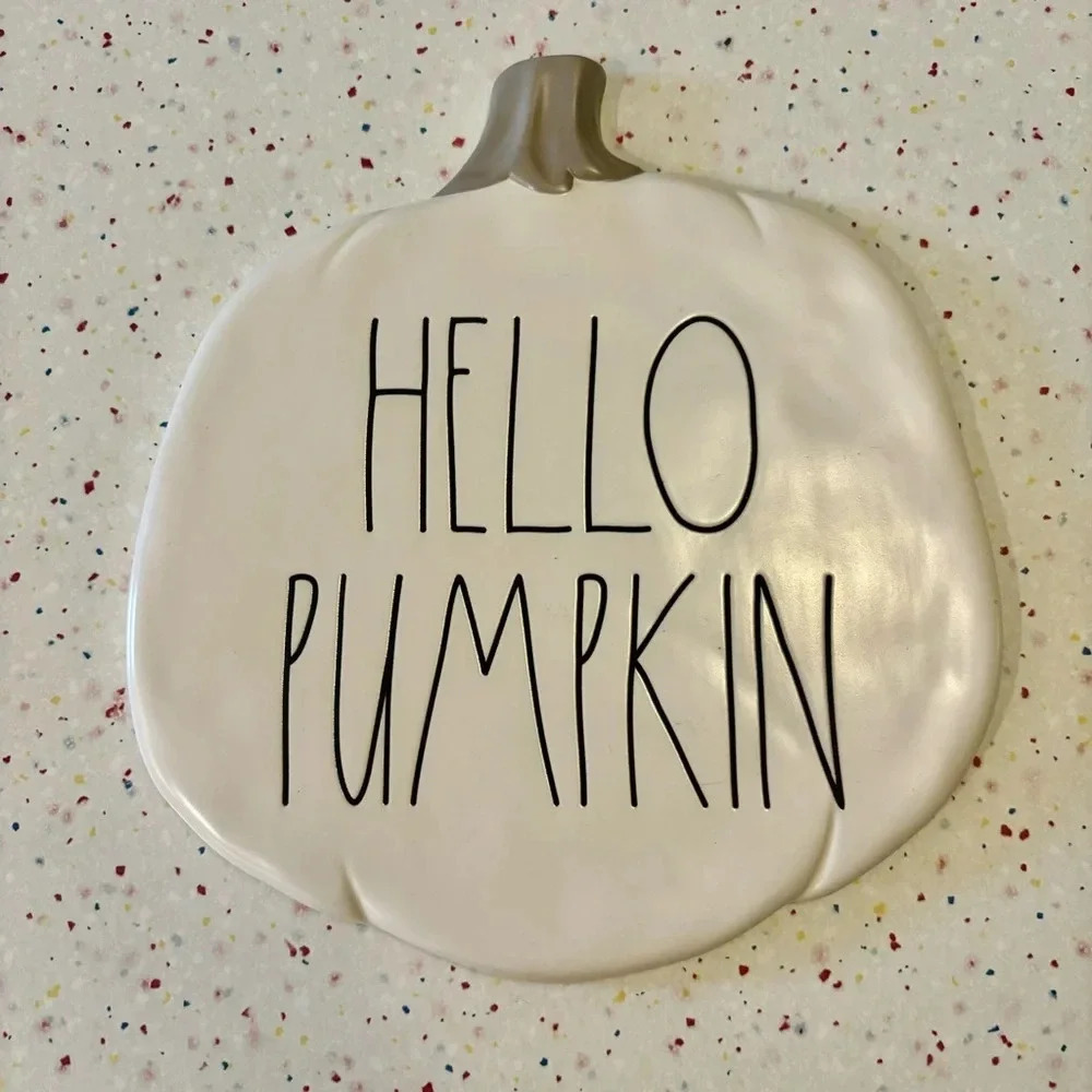 Rae Dunn| Hello Pumpkin 8” ivory Ceramic Hot Plate/Trivet
